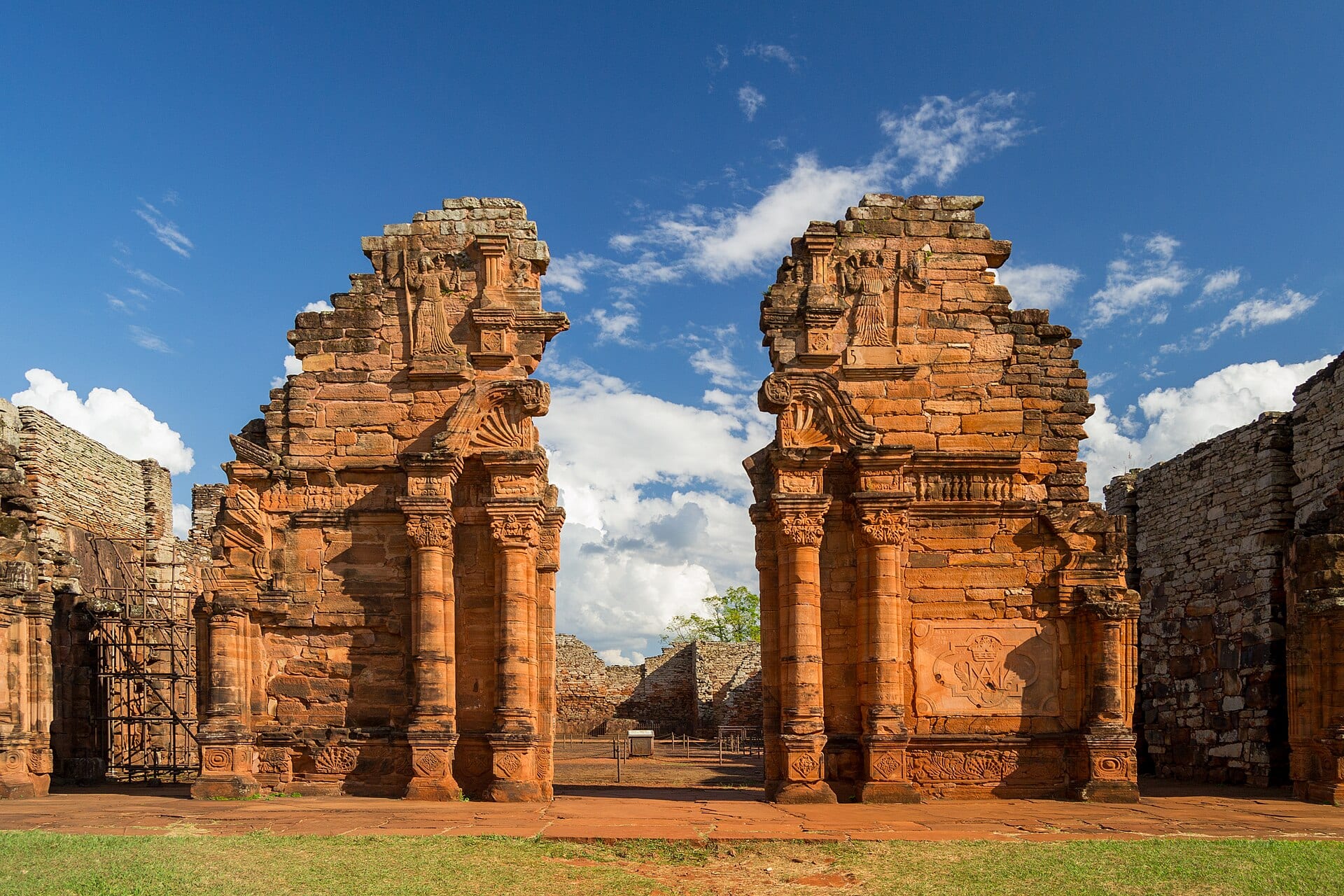 Fachada da igreja das Ruínas de San Ignacio Miní